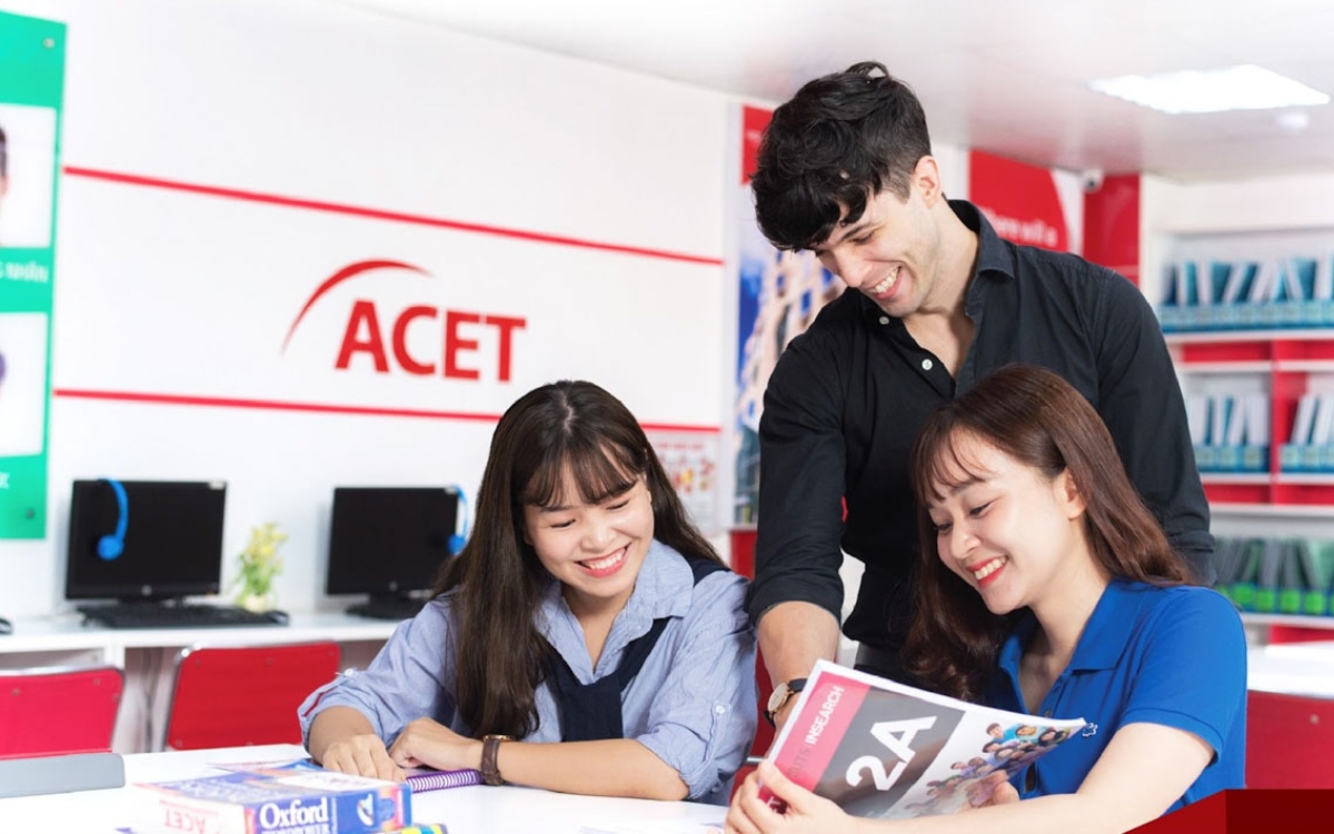 ACET - Nơi học IELTS trực tuyến uy tín